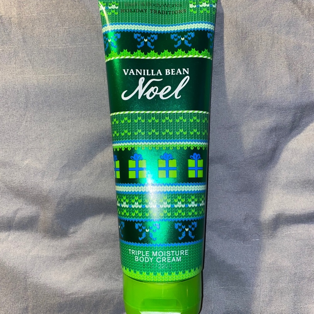 Bath & Body Works Holiday Lotion